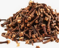 brownish dried herbs Flos Caryophylli in a pile