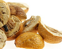 several dried yellowish herbs of Szechwan Chinaberry